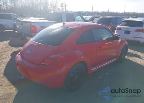 2013 Volkswagen Beetle 2.5L из США, поврежденный, VIN 3VWJP7AT0DM687708
